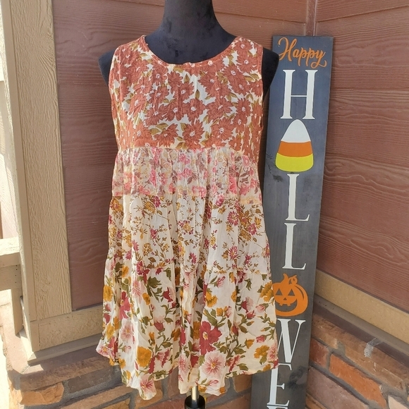 Zephyr Tops - Zephyr Floral Fall Autumn Tiered Sleeveless Floral Top Women's Size Medium